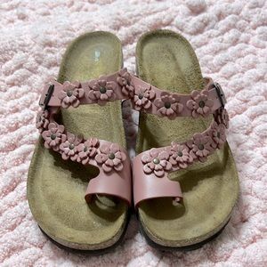 Footbed sandals size 8.5